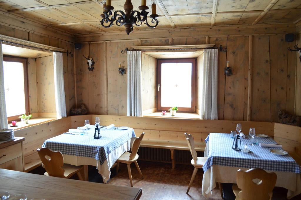 Ansitz Goller Hotel Rasun di Sopra Exterior foto