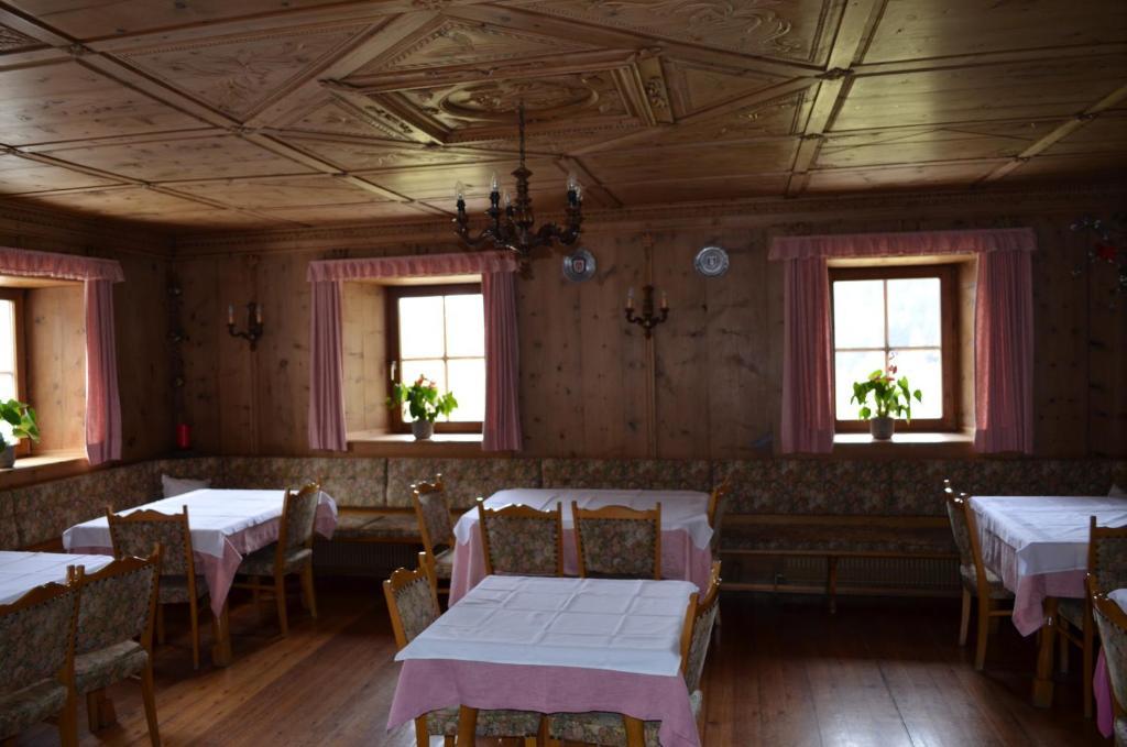 Ansitz Goller Hotel Rasun di Sopra Exterior foto